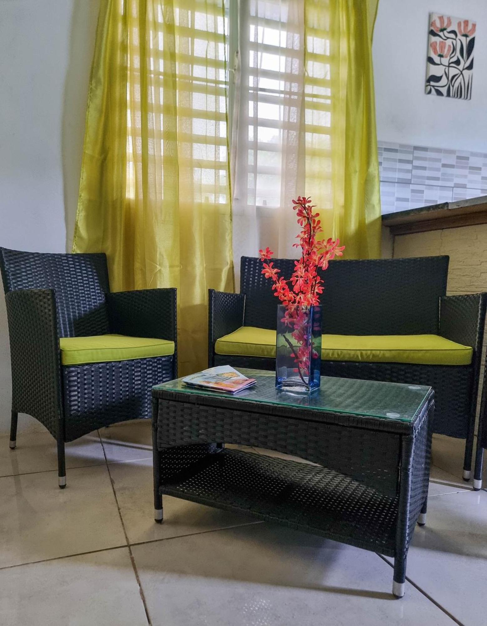 Cattleya Flor Hotel Oranjestad  Zewnętrze zdjęcie